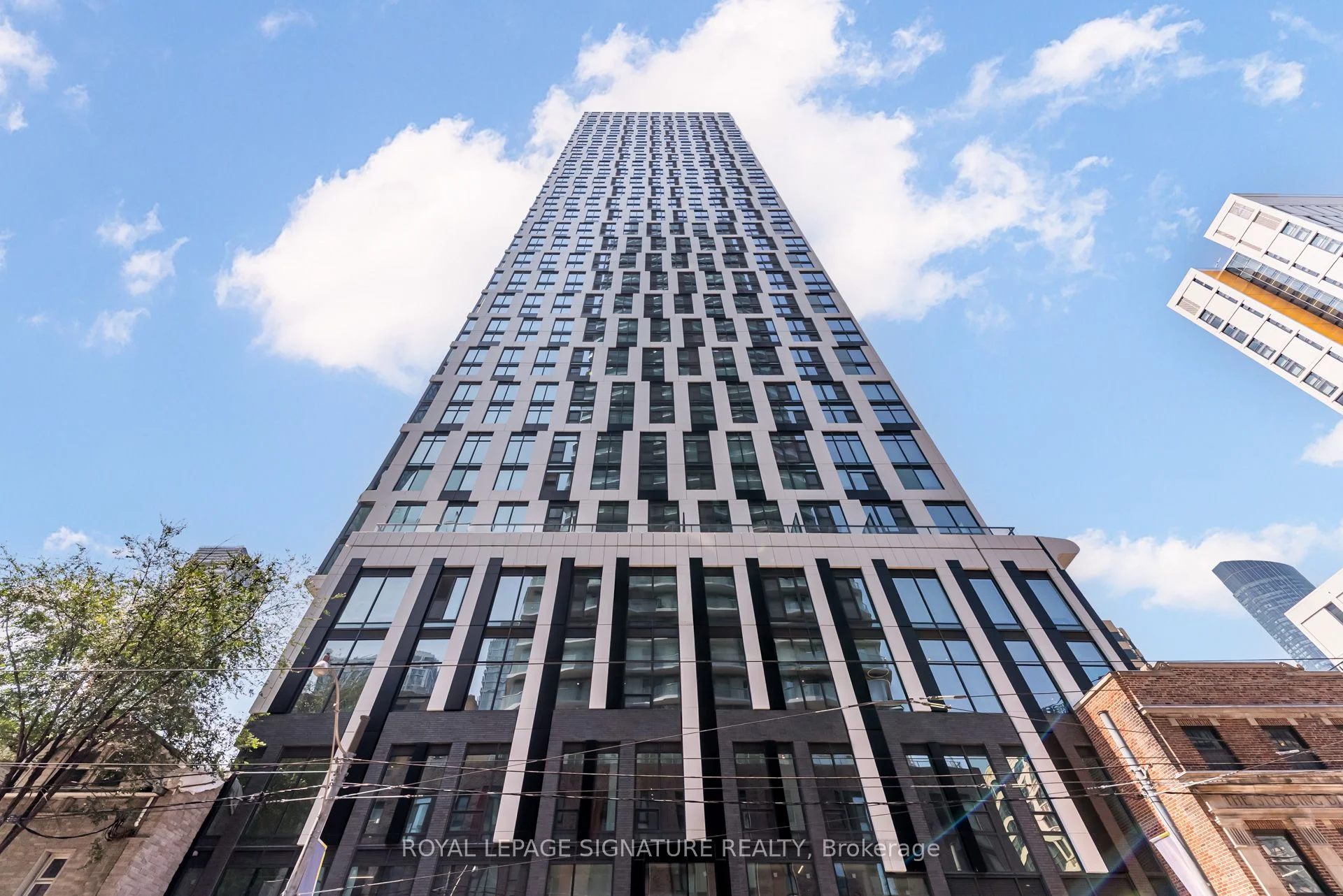 252 Church Street 1201, Toronto C08, ON M5B 0E6