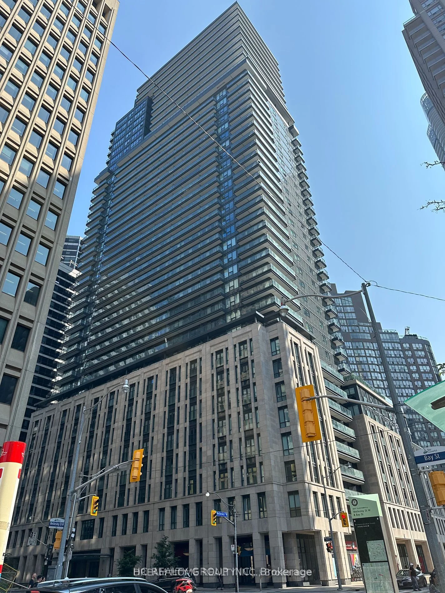 955 Bay Street 2409, Toronto C01, On M5s 0c6