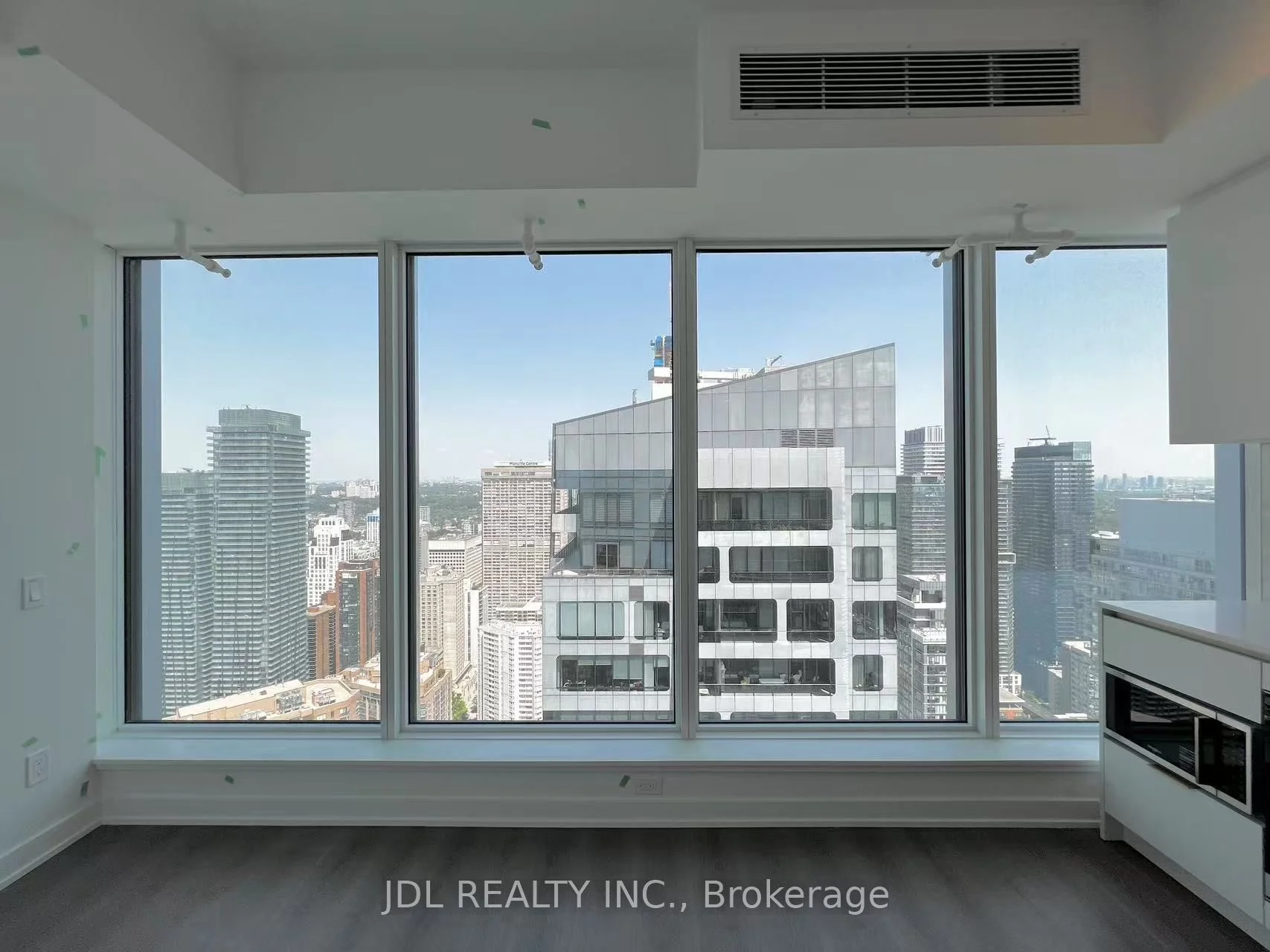 8 Wellesley Street W 5905, Toronto C01, ON M4Y 0J5