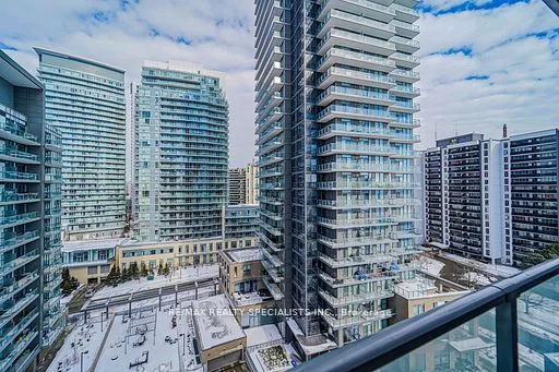 50 Forest Manor Road 1007, Toronto C15, ON M2J 1M6