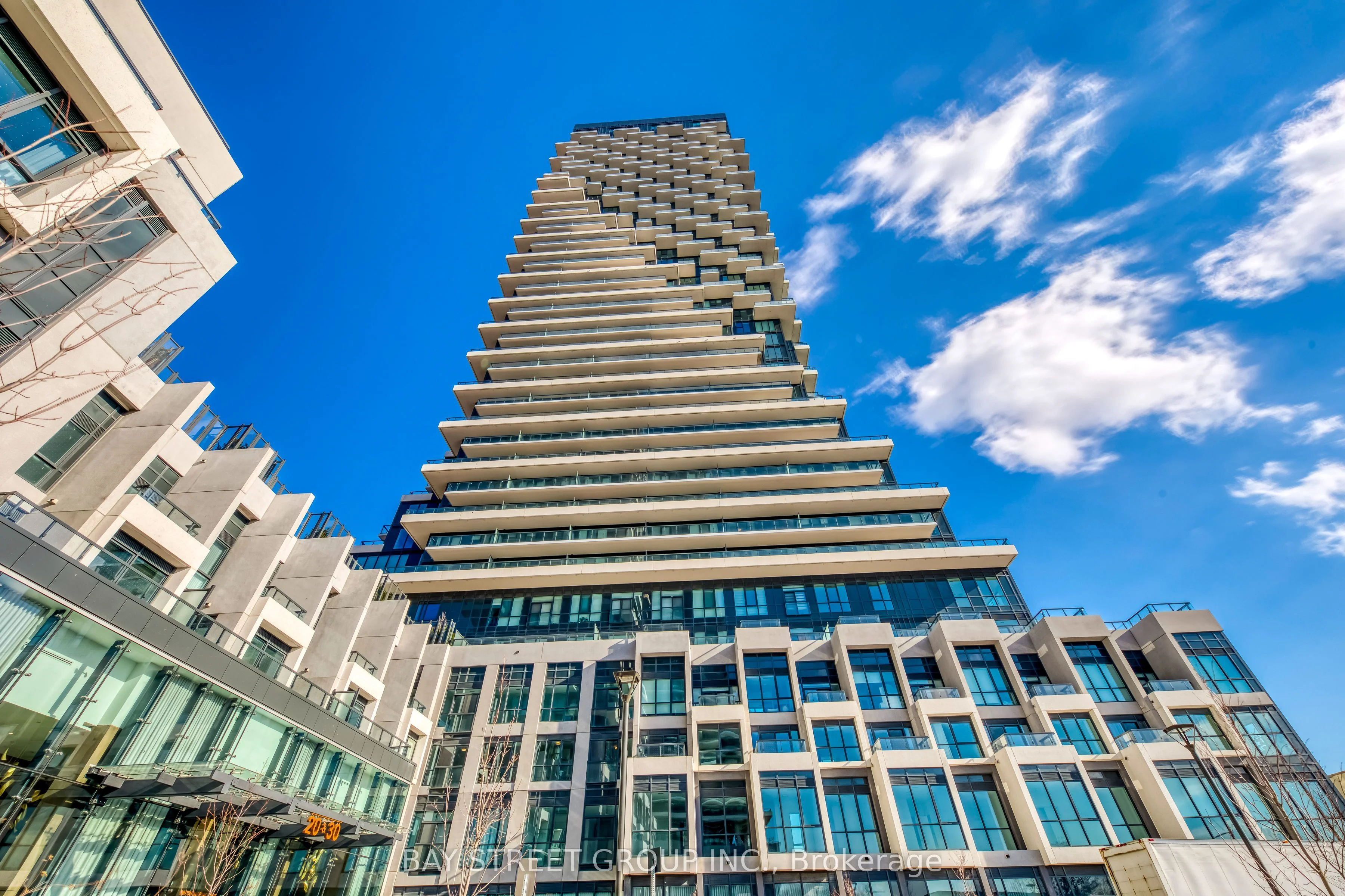 30 Inn On The Park Drive 3001, Toronto C13, On M3c 0p8