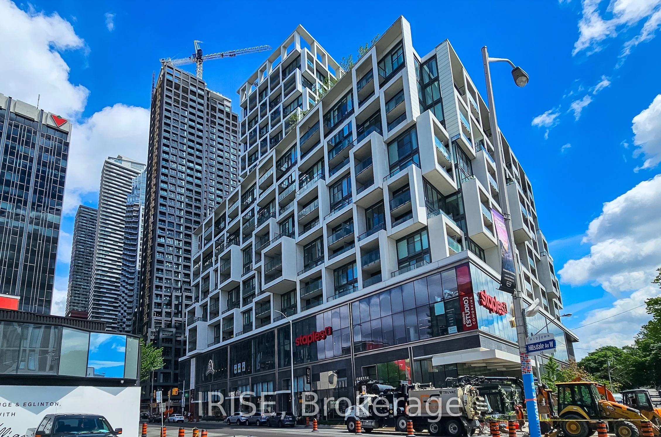 5 Soudan Avenue 1707, Toronto C10, ON M4S 0B1