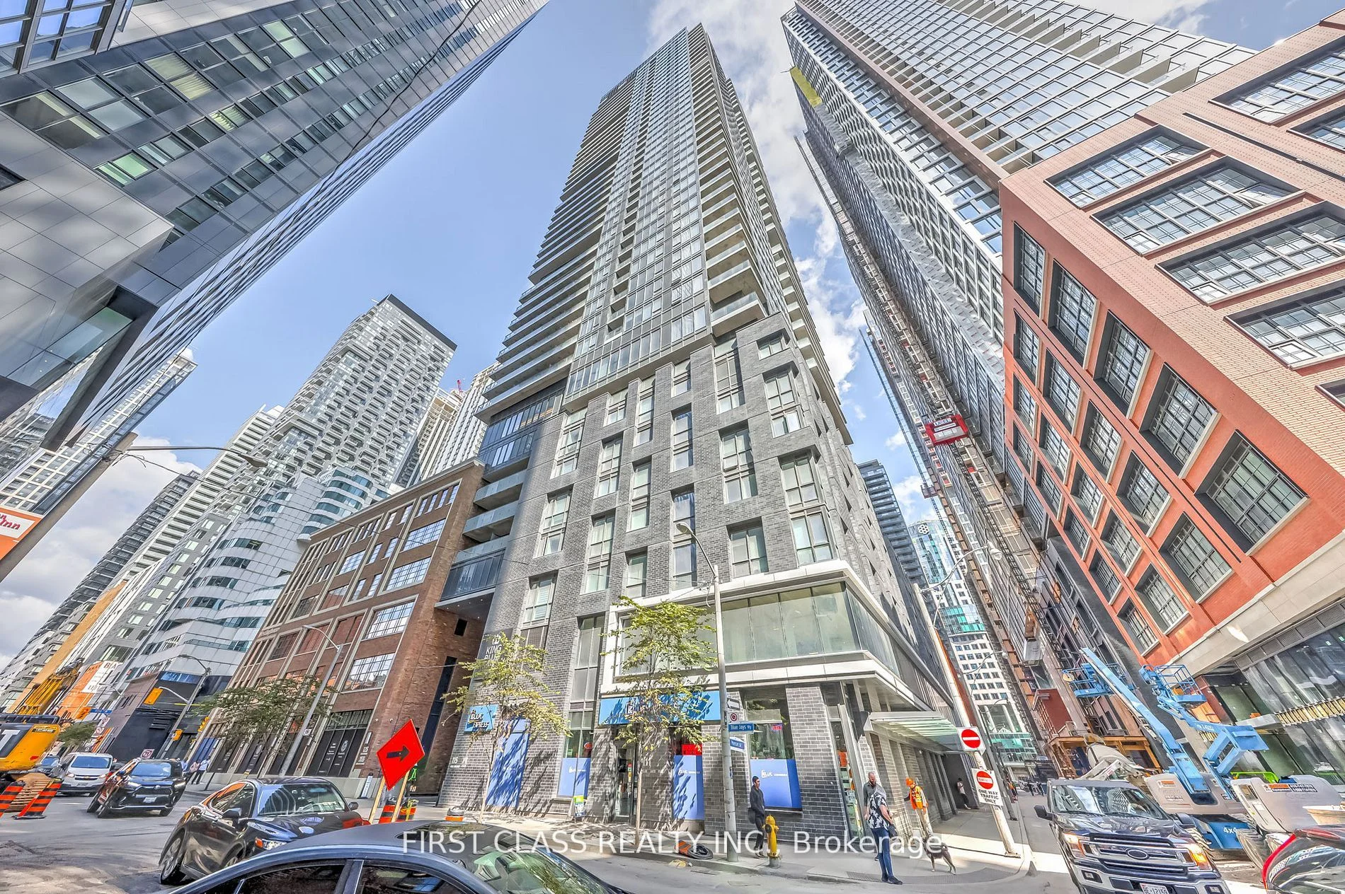 115 Blue Jays Way 3210, Toronto C01, ON M5V 3T3
