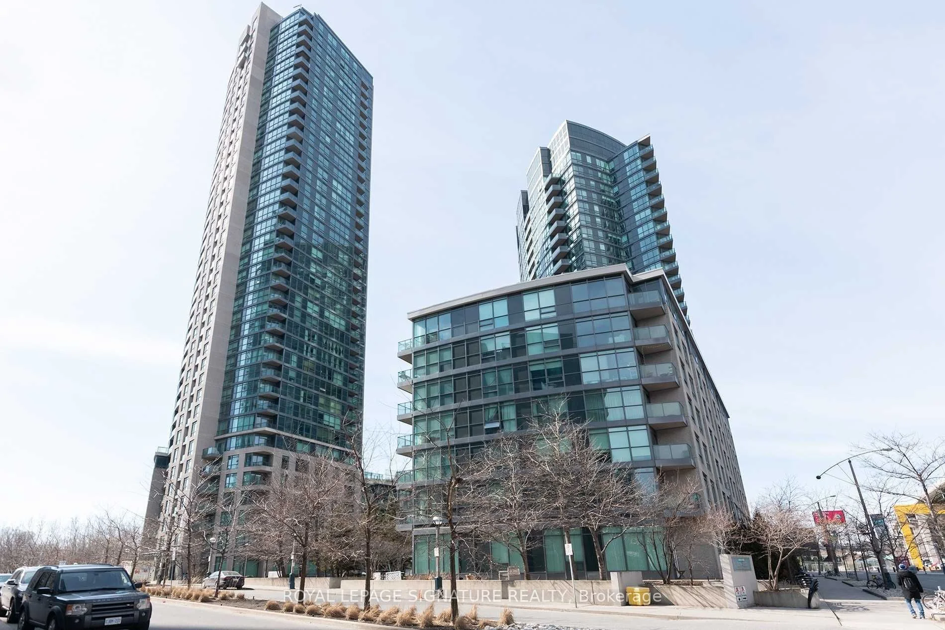 219 Fort York Boulevard 3601, Toronto C01, ON M5V 1B1