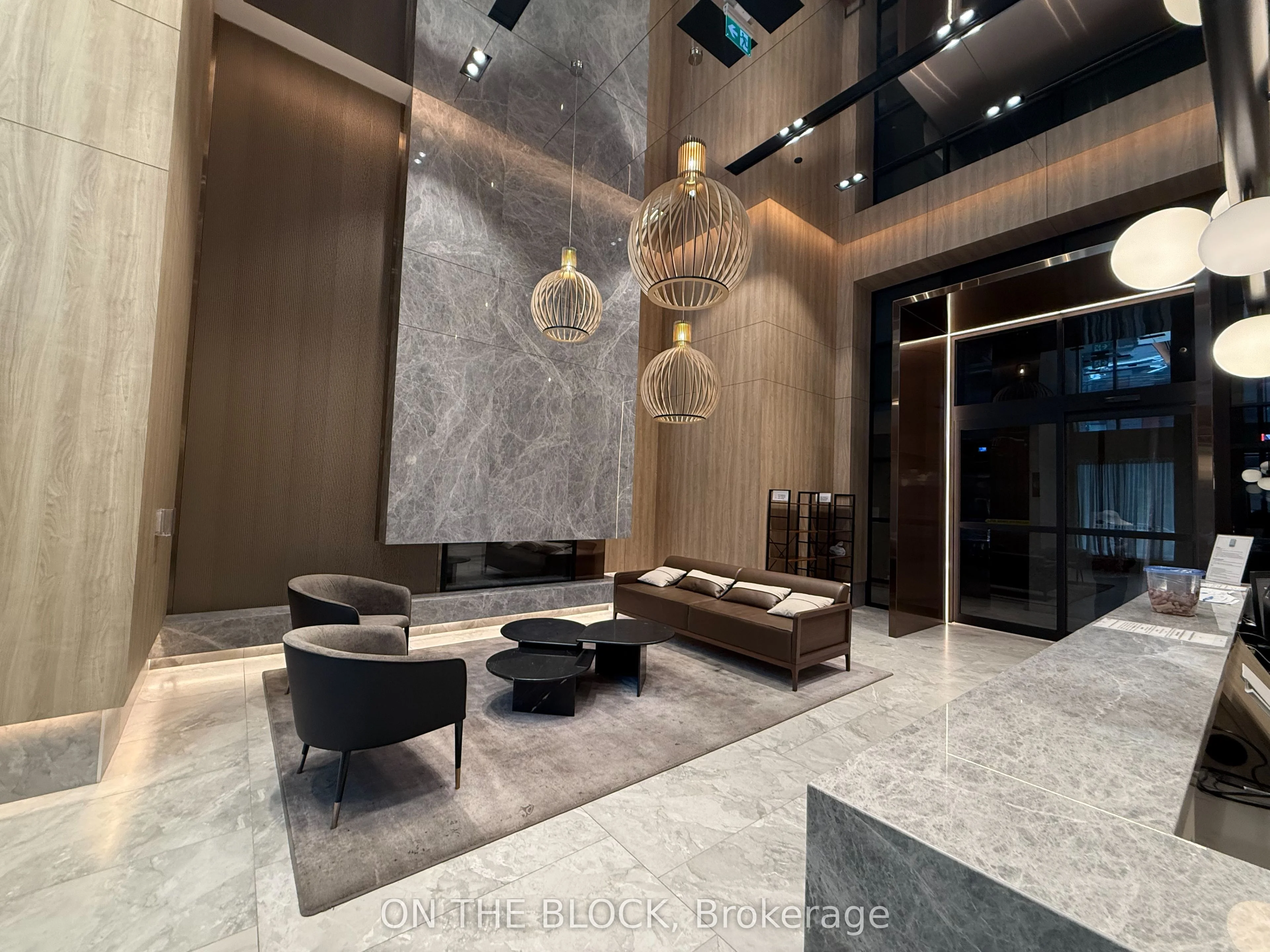 252 Church Street PH17, Toronto C08, ON M5B 0E6