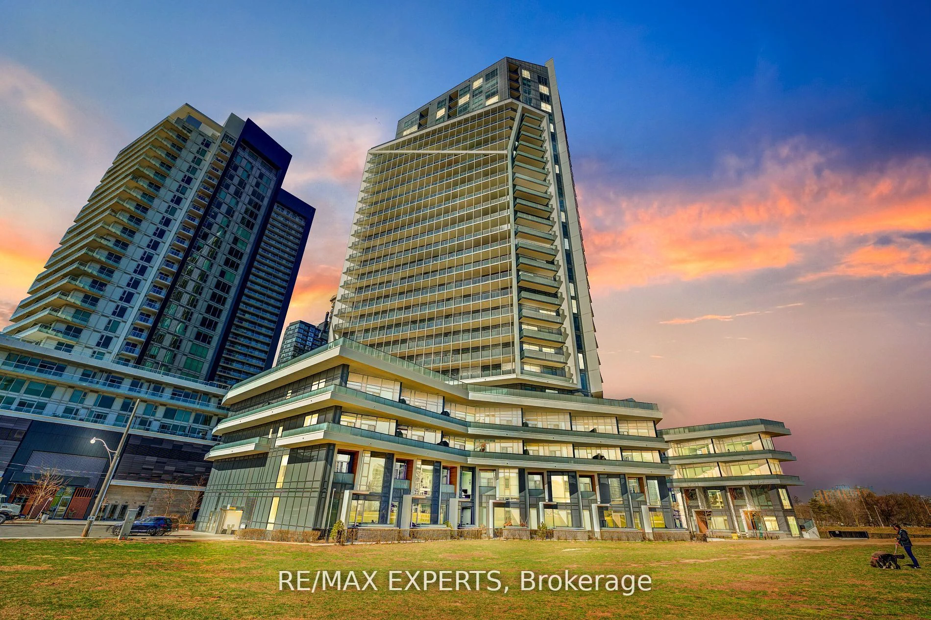 30 Ordnance Street 2204, Toronto C01, On M6k 0c8