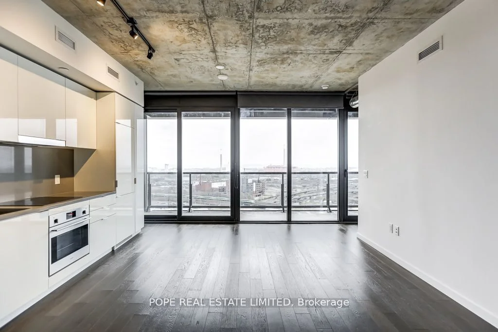 170 Bayview Avenue 2208, Toronto C08, ON M5A 0M4