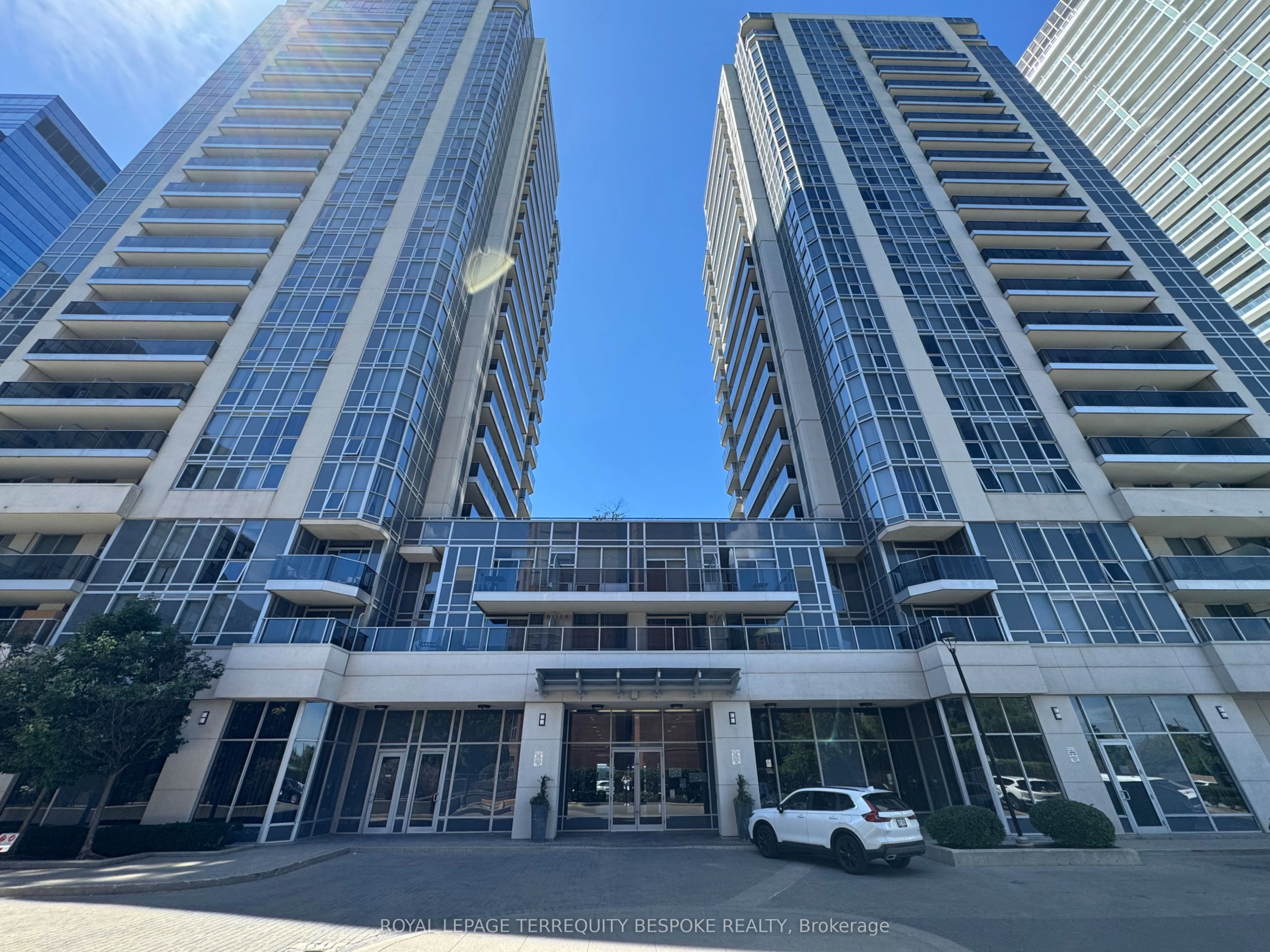 5791 Yonge Street 801, Toronto C14, ON M2M 0A8