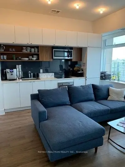 Condo Apartment in Toronto