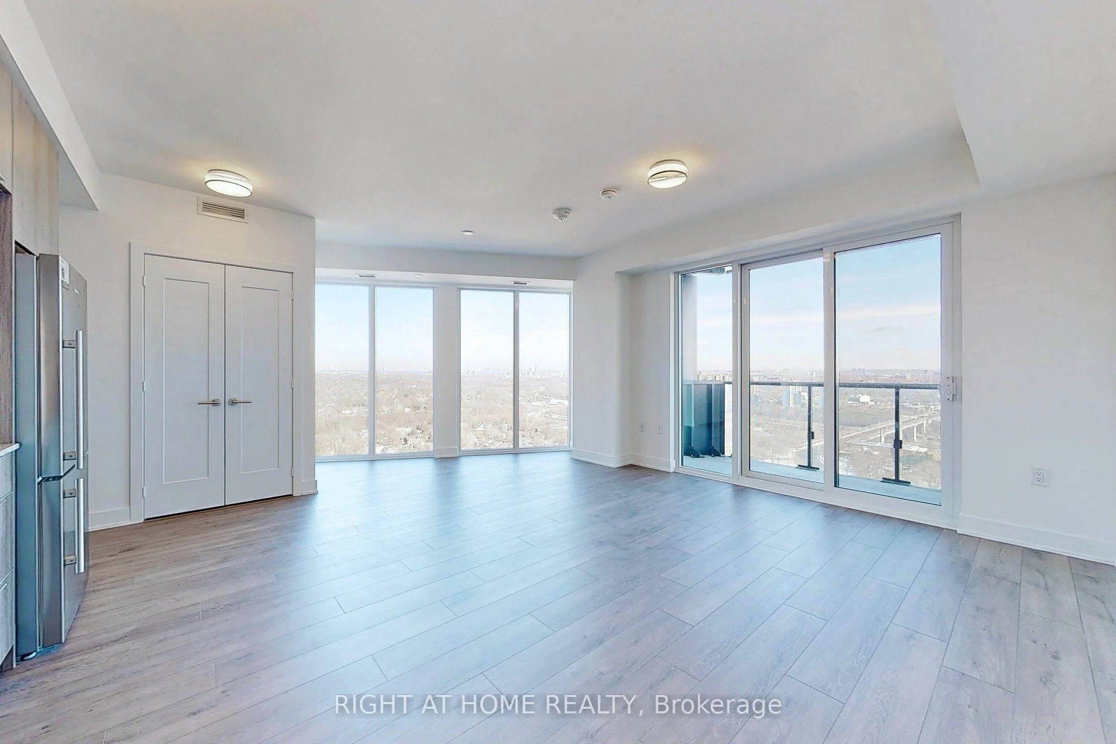 575 Bloor Street E 3103, Toronto C08, ON M4W 0B2