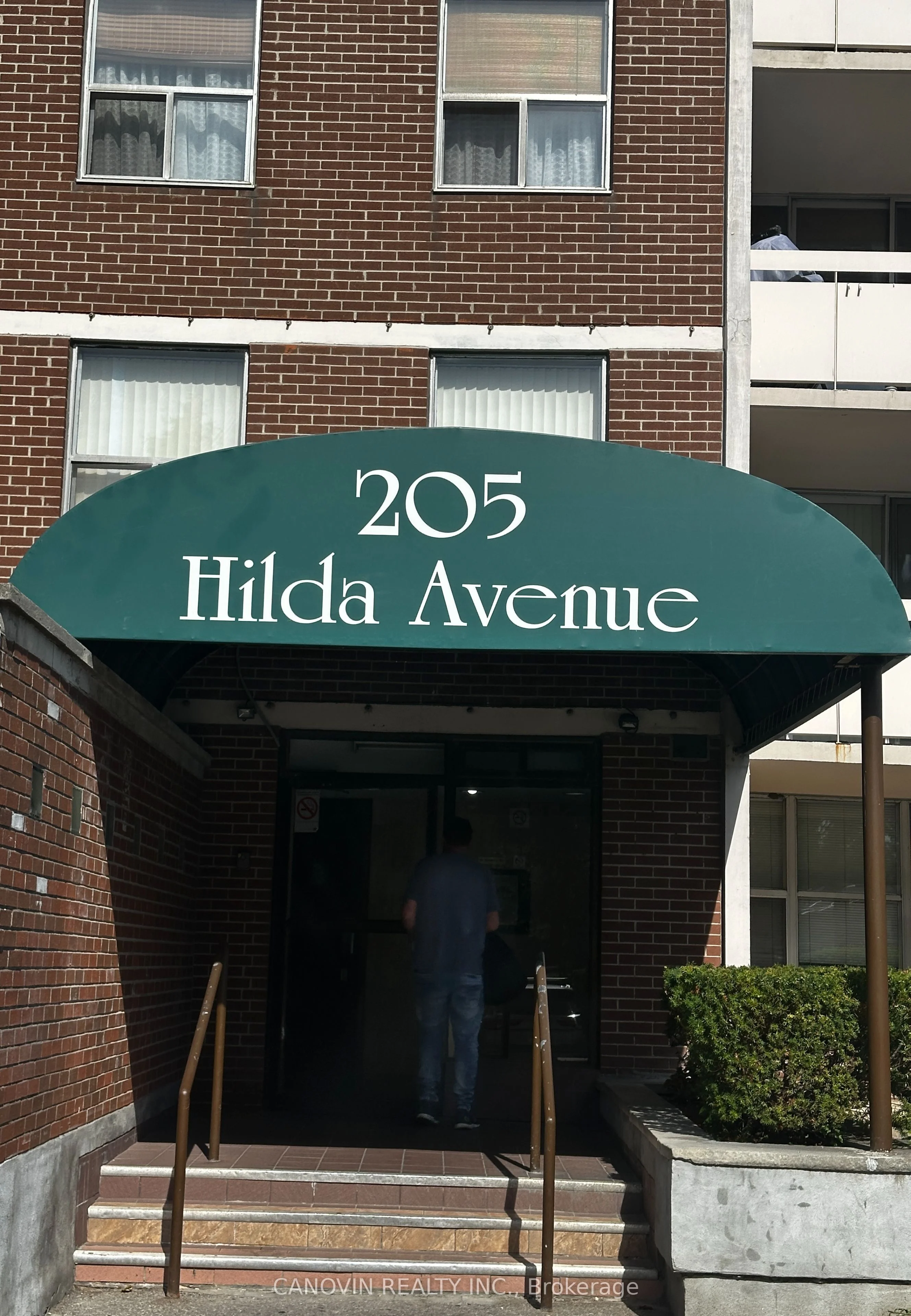 Condo Apartment in Toronto