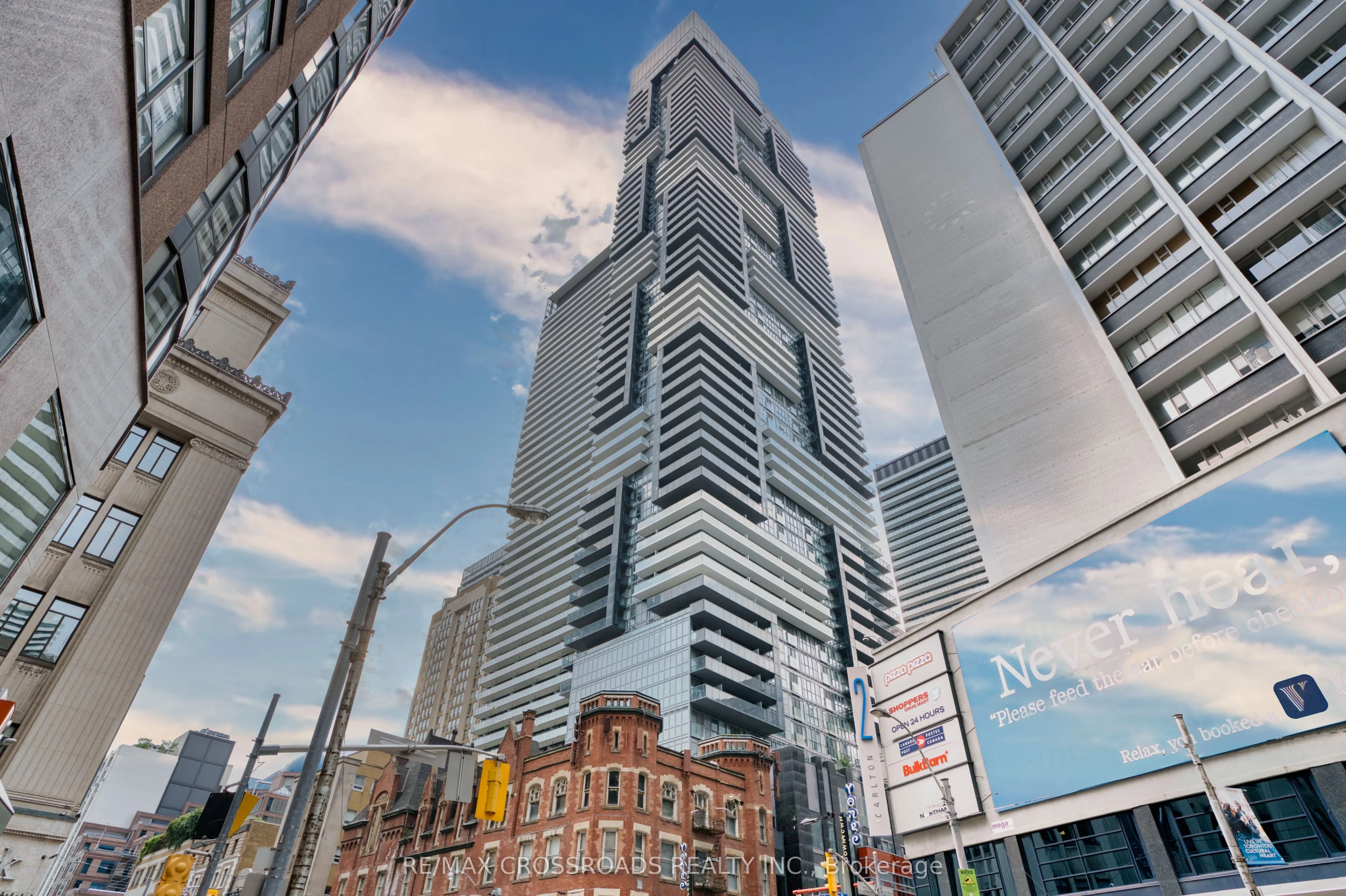 7 Grenville Street 1906, Toronto C01, ON M4Y 0E9