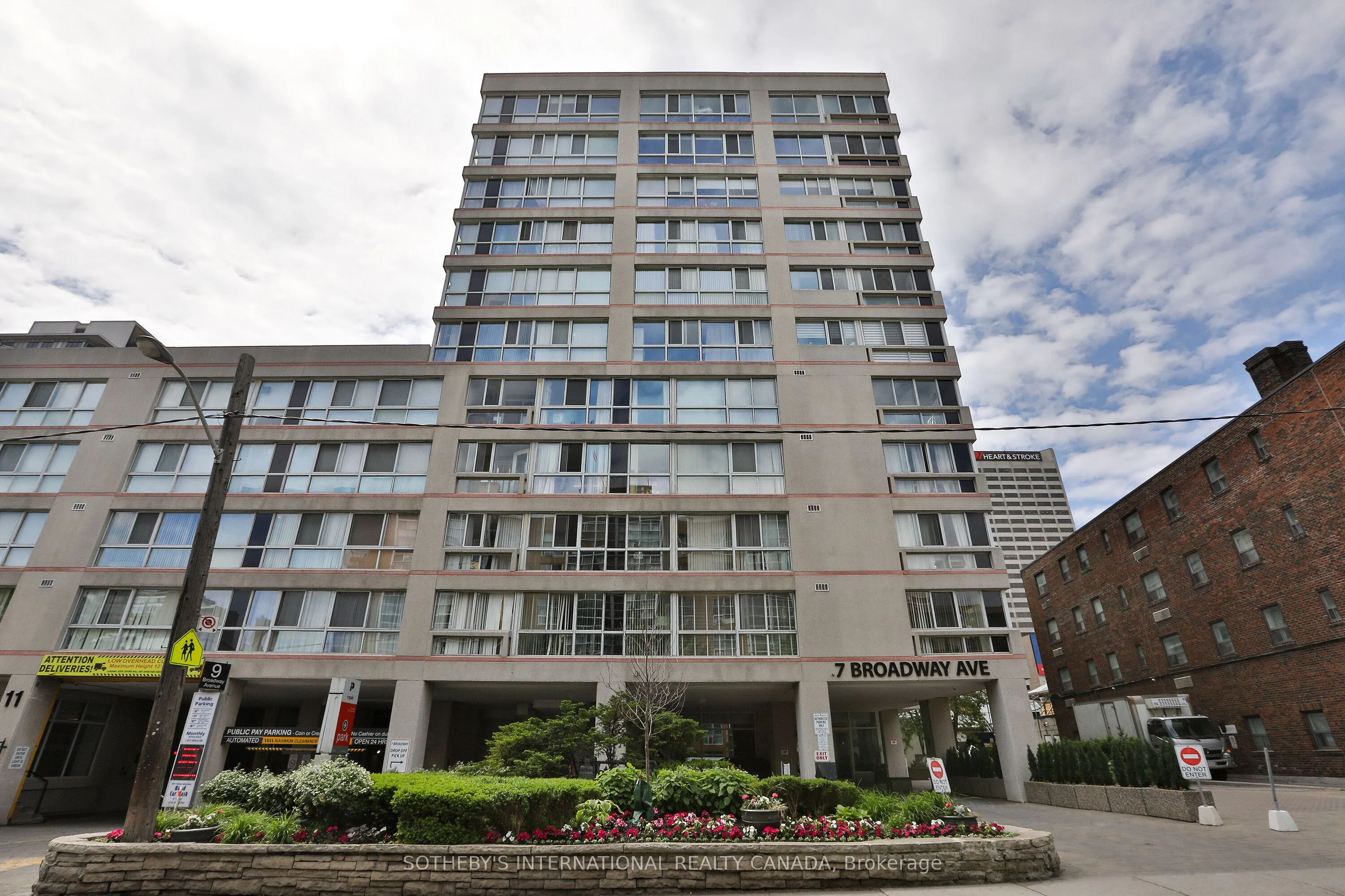 Condo Apartment in Toronto