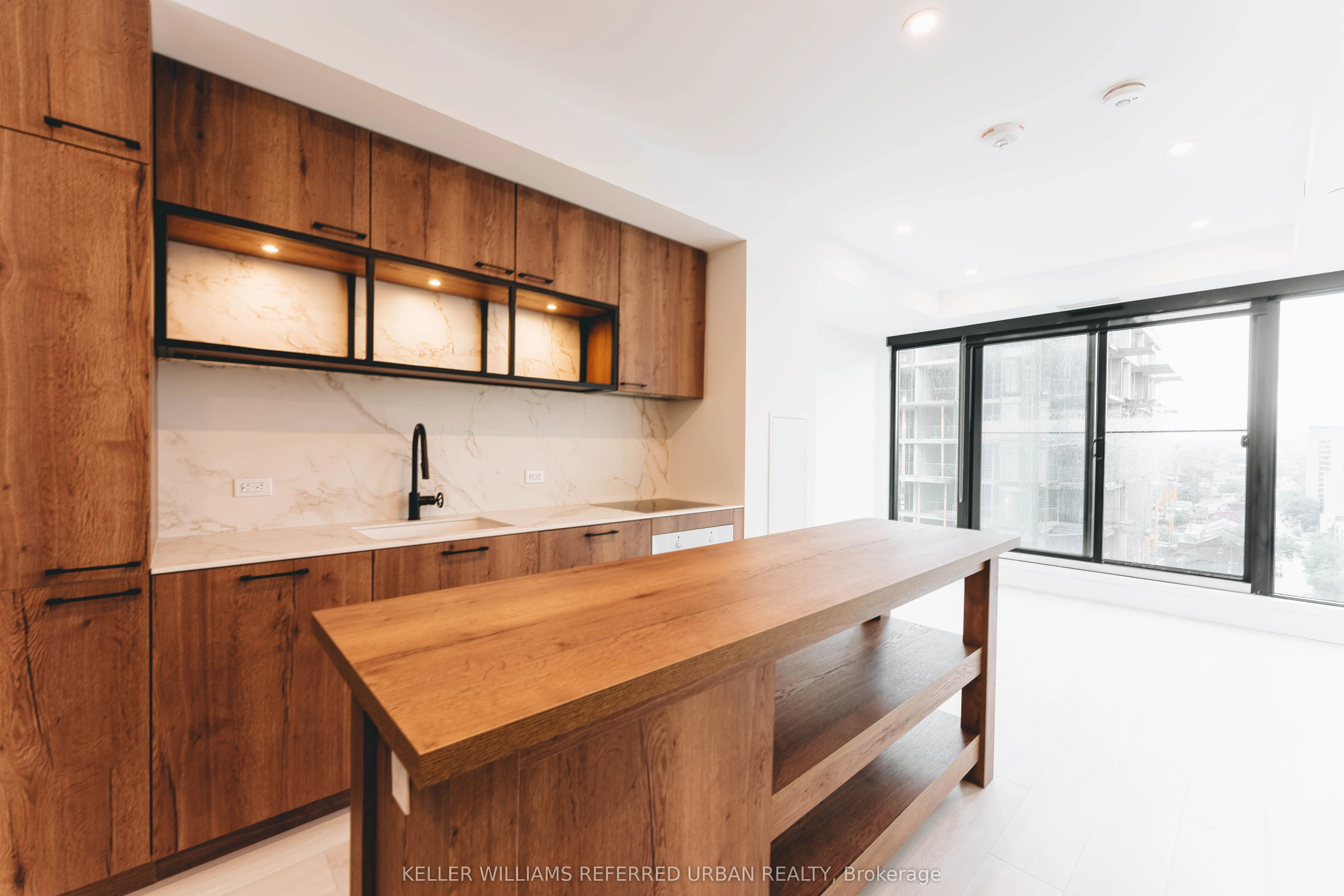 505 Richmond Street W 1013, Toronto C01, ON M5V 0P4