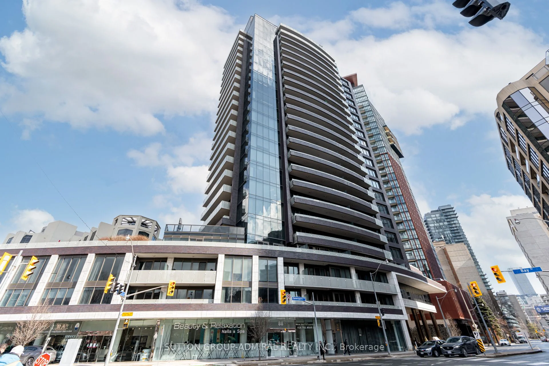 88 Davenport Road 1701, Toronto C02, ON M5R 0A5