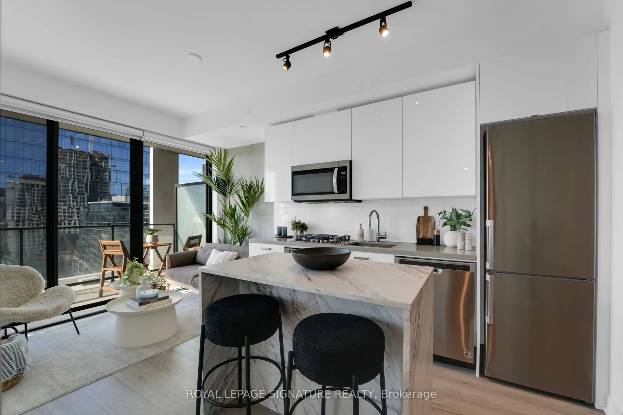 55 Ontario Street 1906, Toronto C08, On M5a 0t8