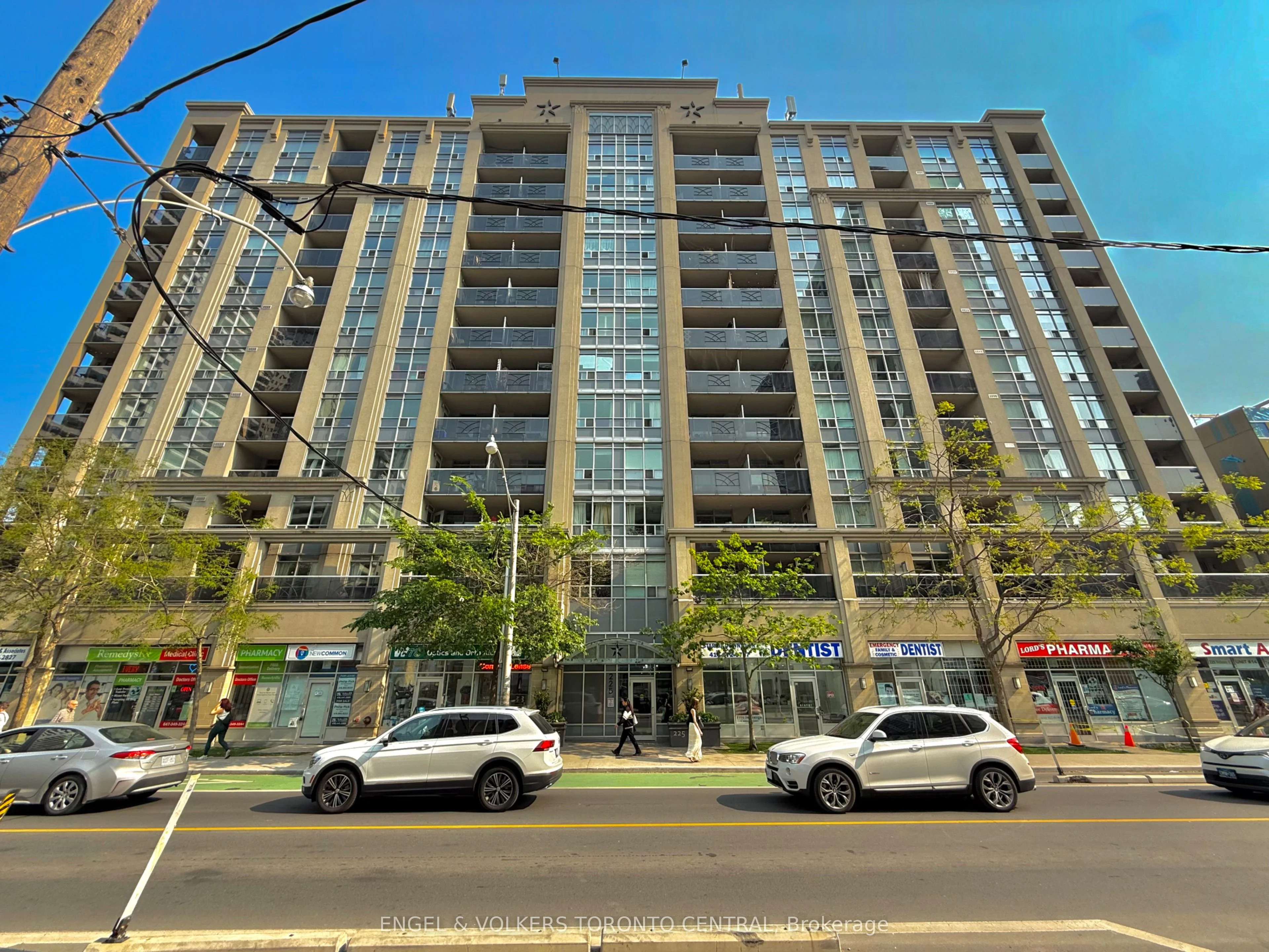 225 Wellesley Street E 208, Toronto C08, ON M4X 1X8