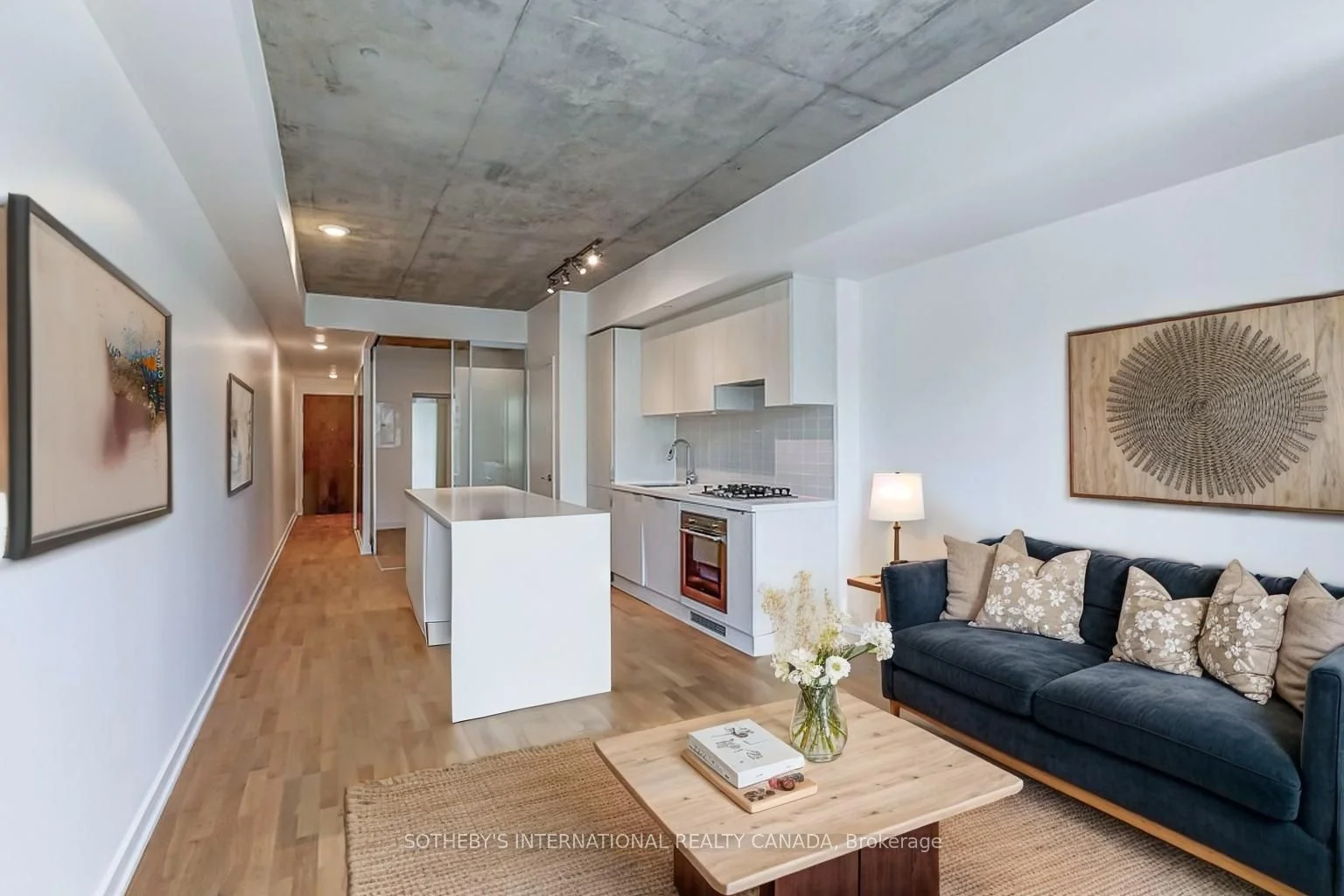 109 Ossington Avenue 203, Toronto C01, ON M6J 2Z2