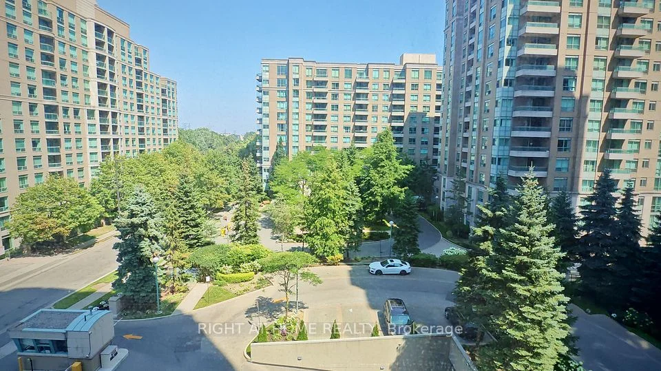 1 Pemberton Avenue 606, Toronto C14, ON M2M 4L9