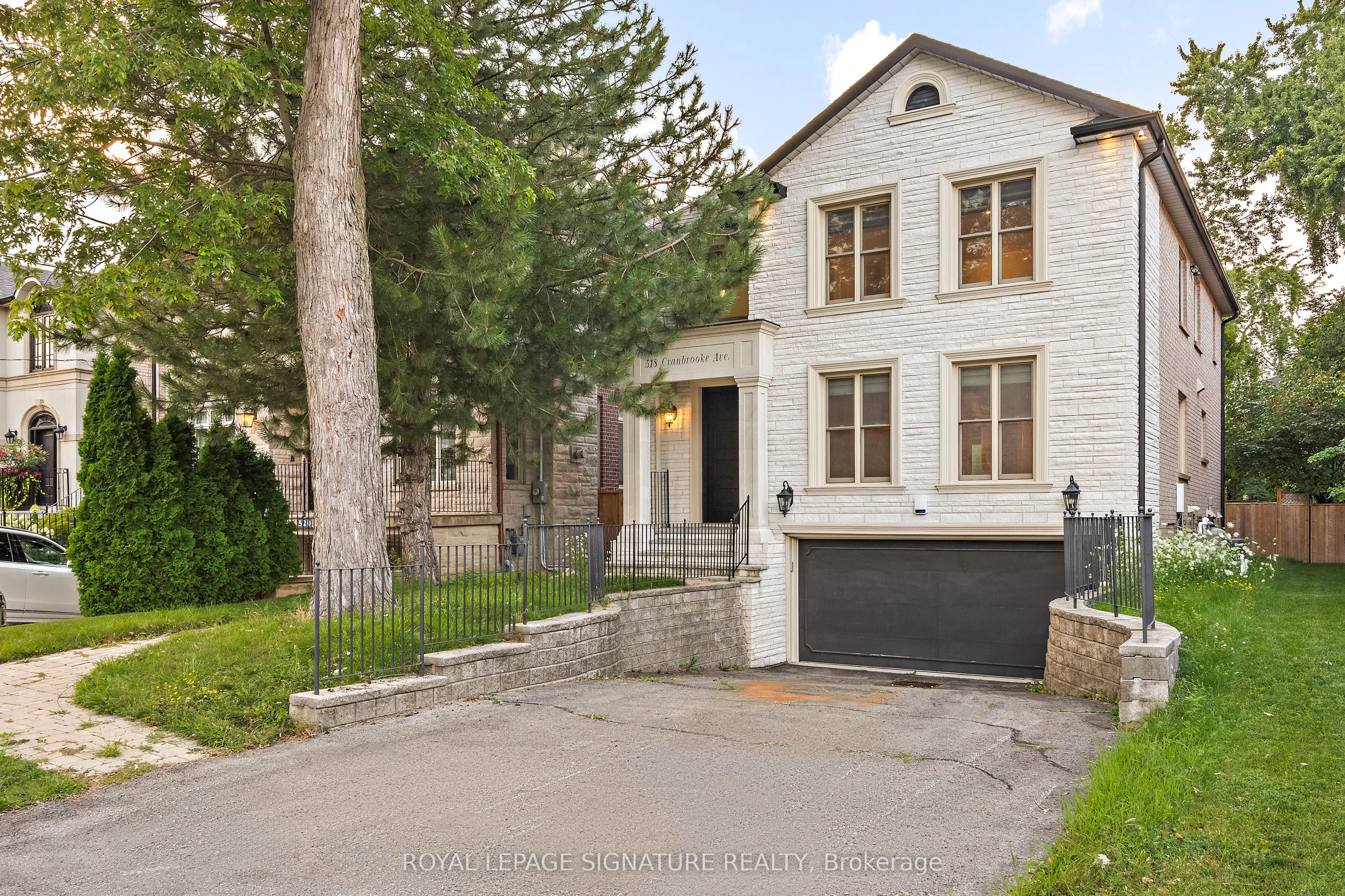 518 Cranbrooke Avenue, Toronto C04, ON M5M 1N8