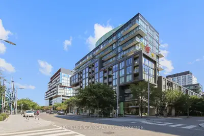 Condo Apartment in Toronto