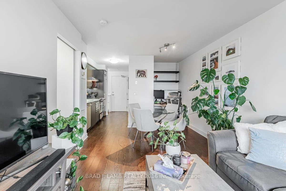320 Richmond Street E 1217, Toronto C08, ON M5A 1P9