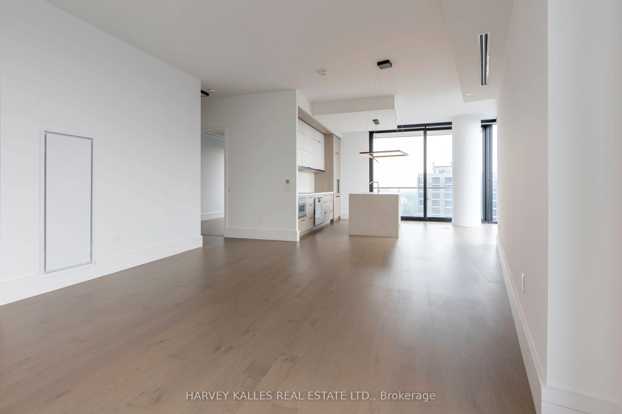 215 Lonsdale Road 1507, Toronto C03, ON M4V 1W7