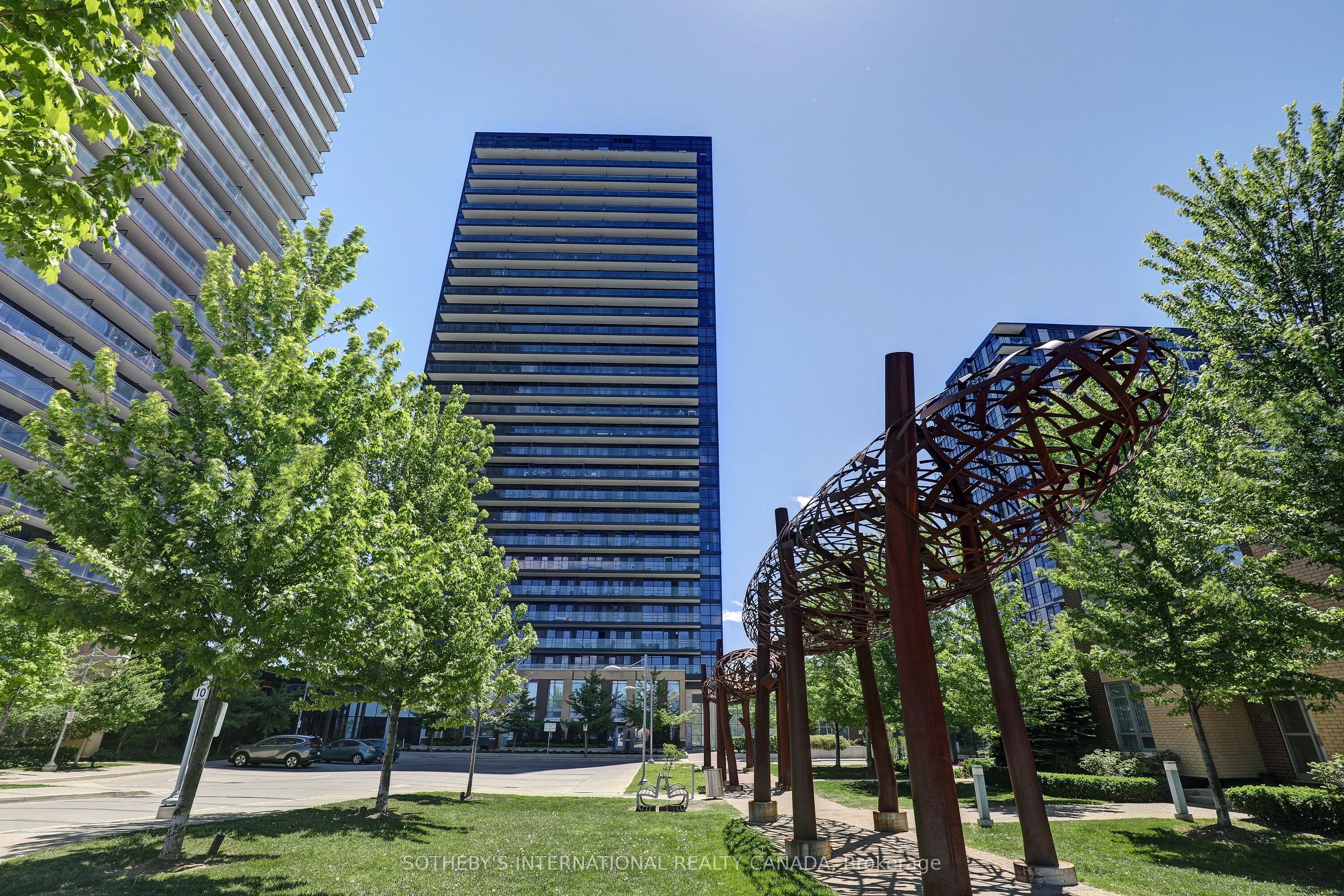 29 Singer Court 2710, Toronto C15, On M2k 0b3