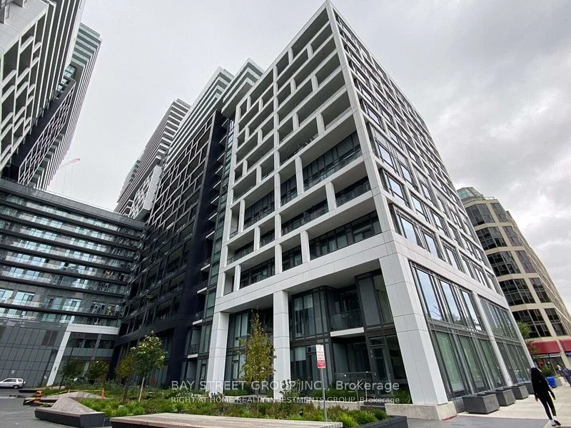 60 Princess Street 217 Se, Toronto C08, On M5a 2c7