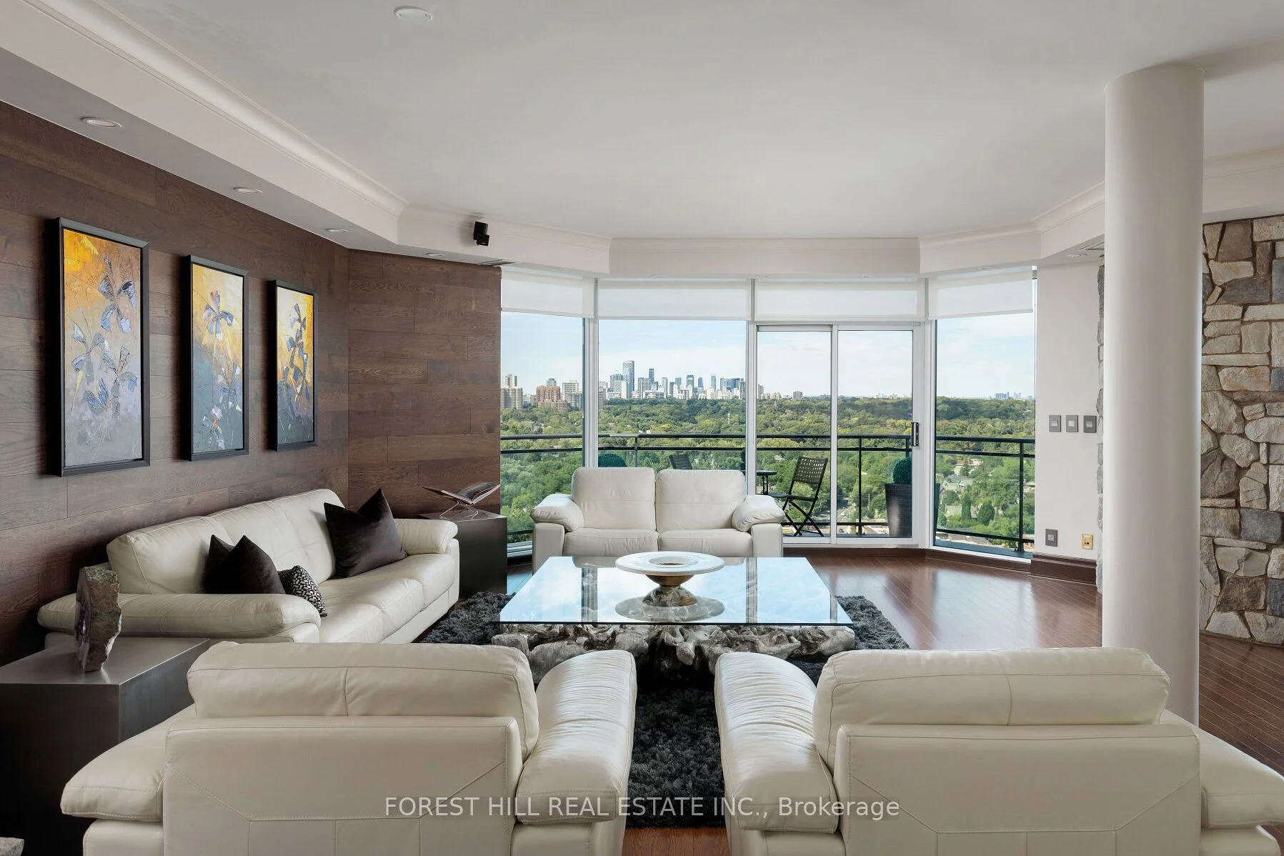 300 Bloor Street E 2701, Toronto C09, ON M4W 3Y2