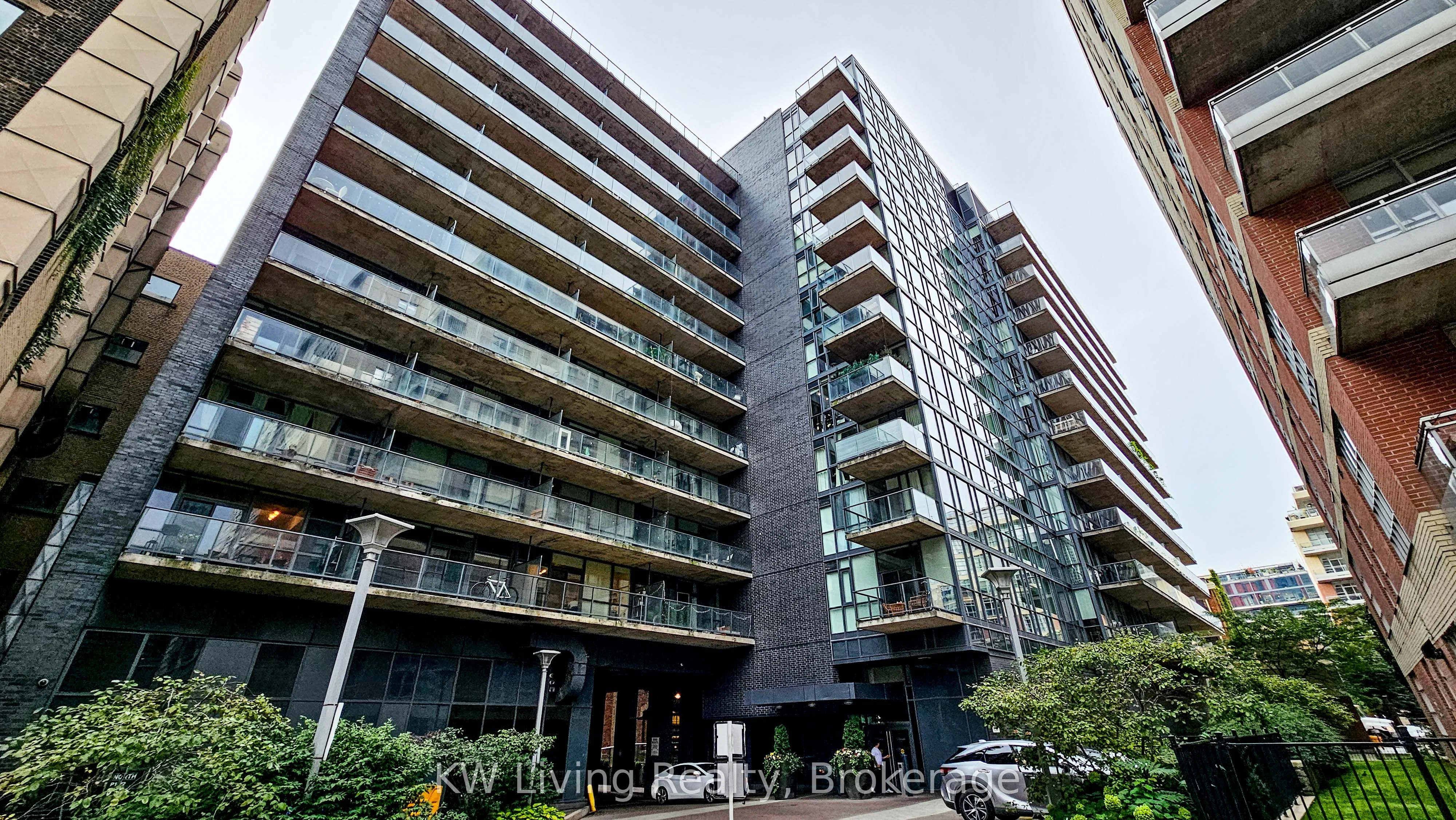 478 King Street W 814, Toronto C01, ON M5V 0A8