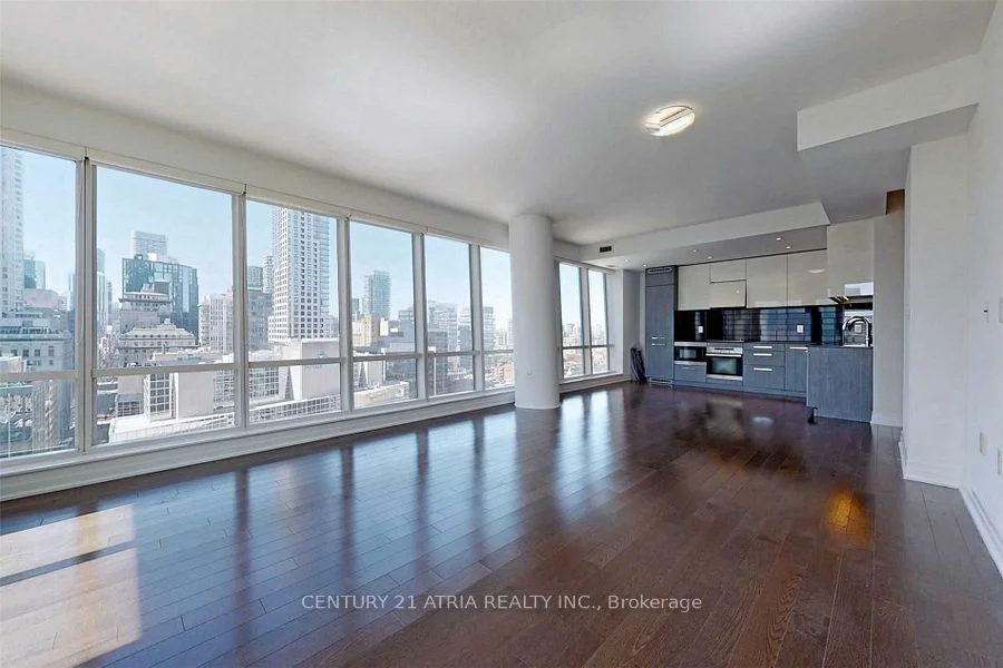8 The Esplanade Street 2005, Toronto C08, ON M5E 0A6