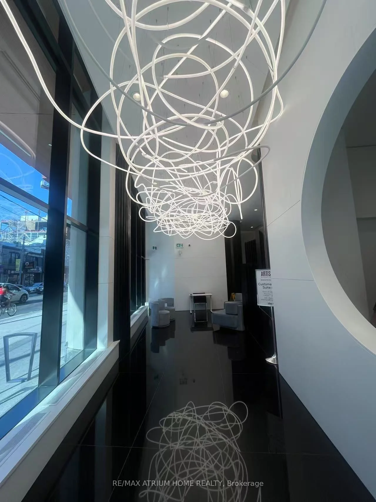 280 Dundas Street W 2607, Toronto C01, ON M5T 0E3