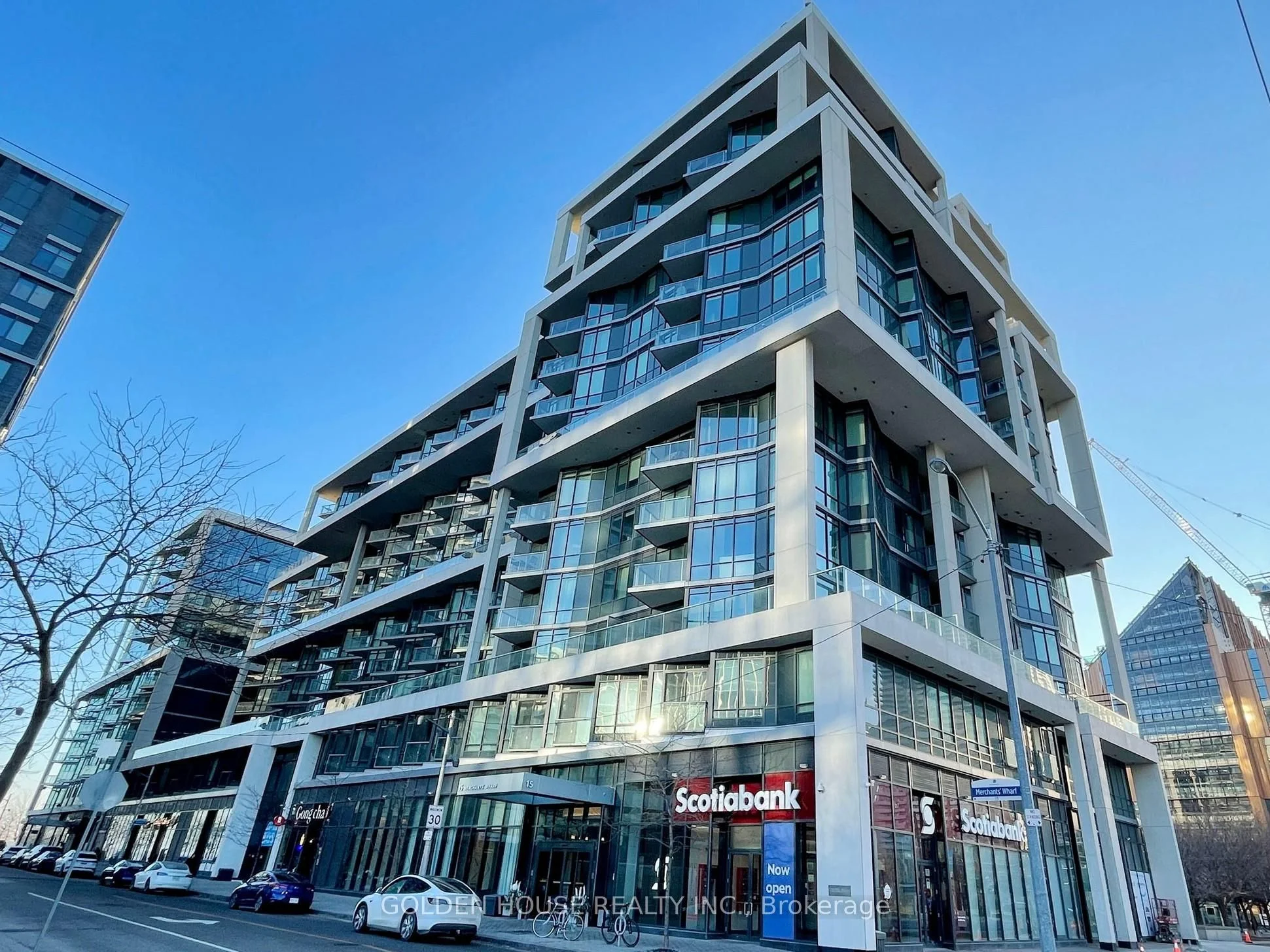 Condo Apartment in Toronto