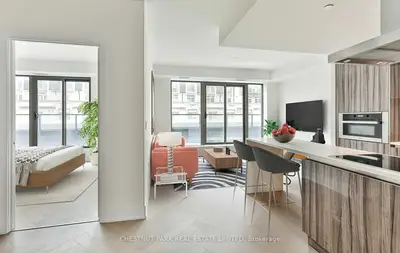 Condo Apartment in Toronto