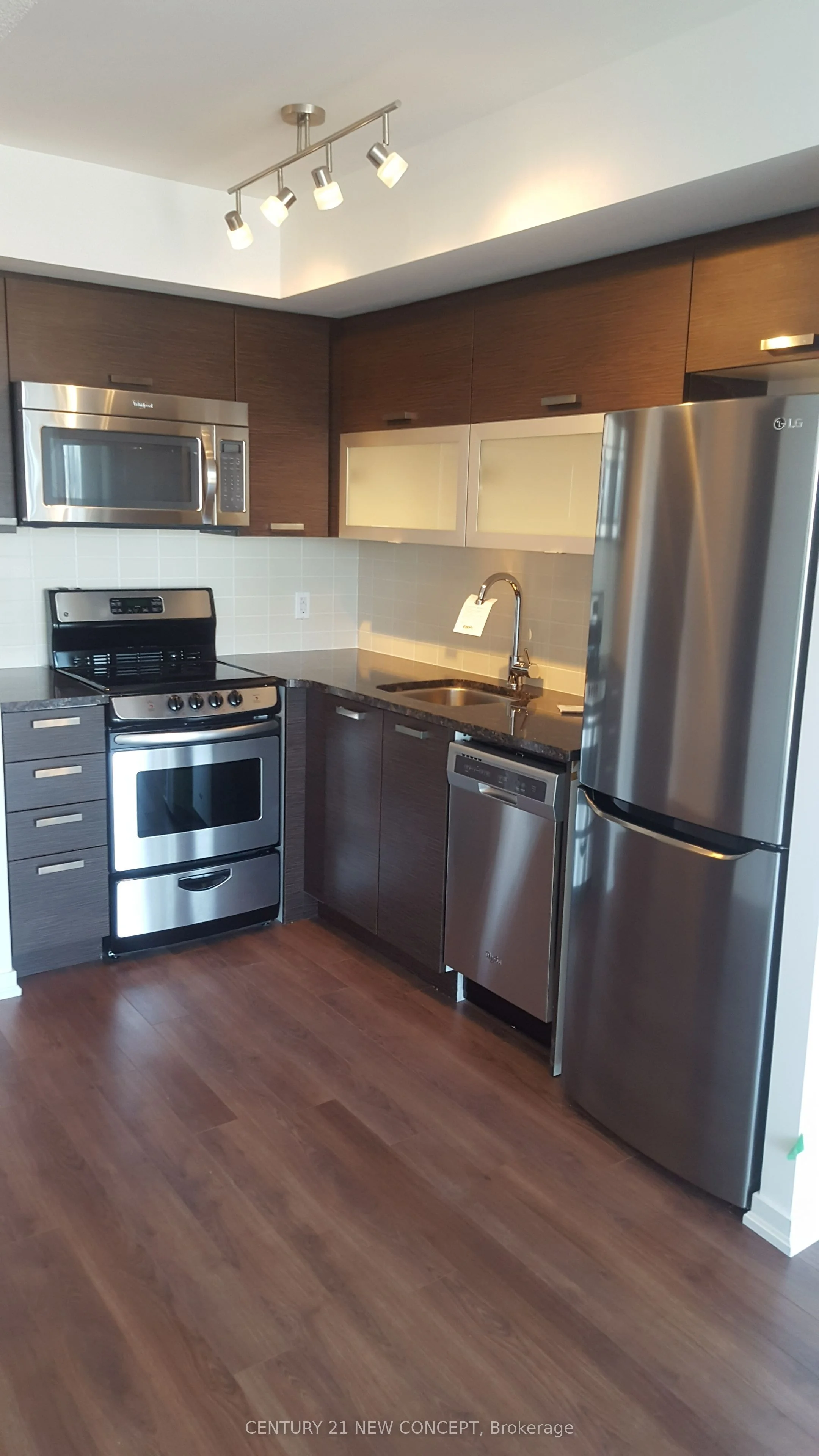 68 Abell Street 2205, Toronto C01, ON M6J 0B1