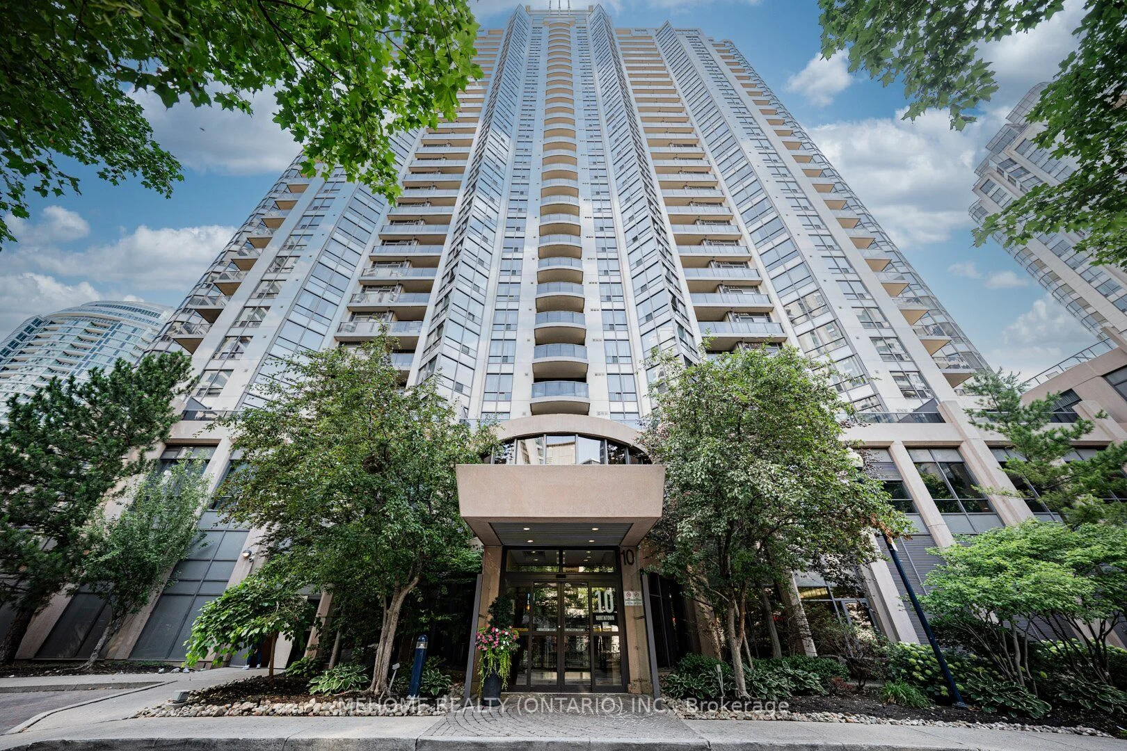 10 Northtown Way 1304, Toronto C14, ON M2N 7L4