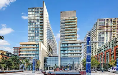 Condo Apartment in Toronto