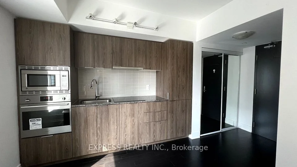 955 Bay Street 1606, Toronto C01, ON M5S 0C6