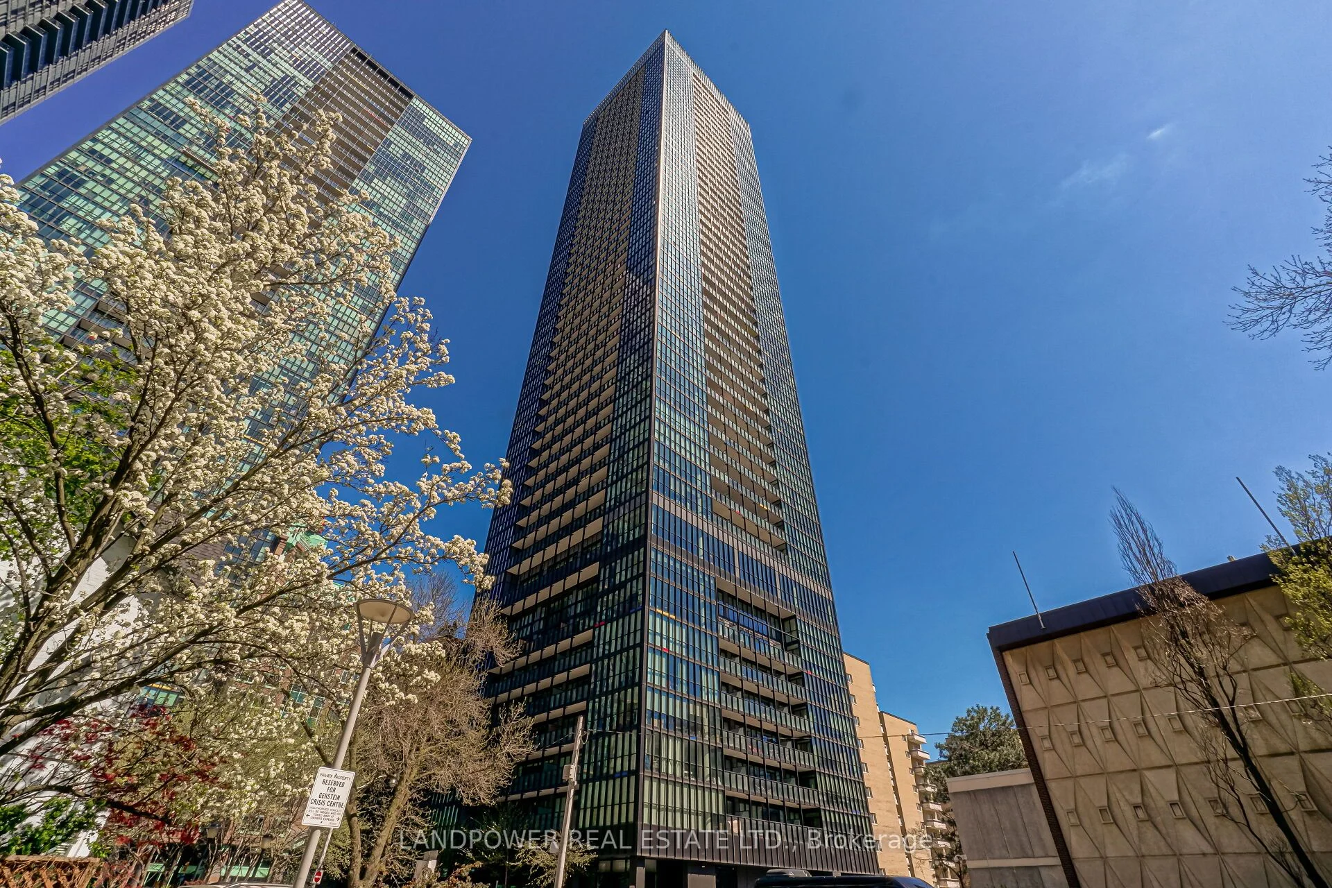 101 Charles Street E 3511, Toronto C08, ON M4Y 0A9