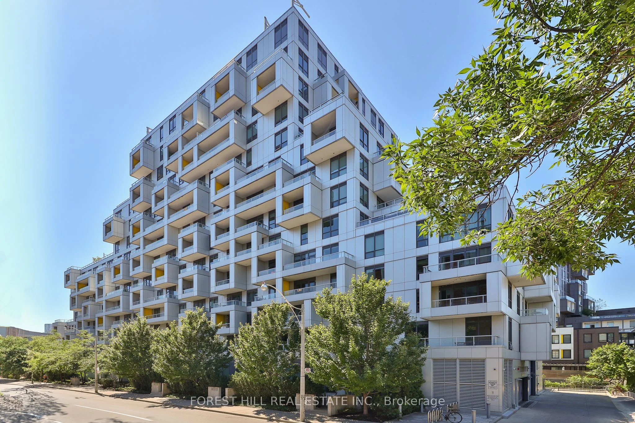 Condo Apartment in Toronto