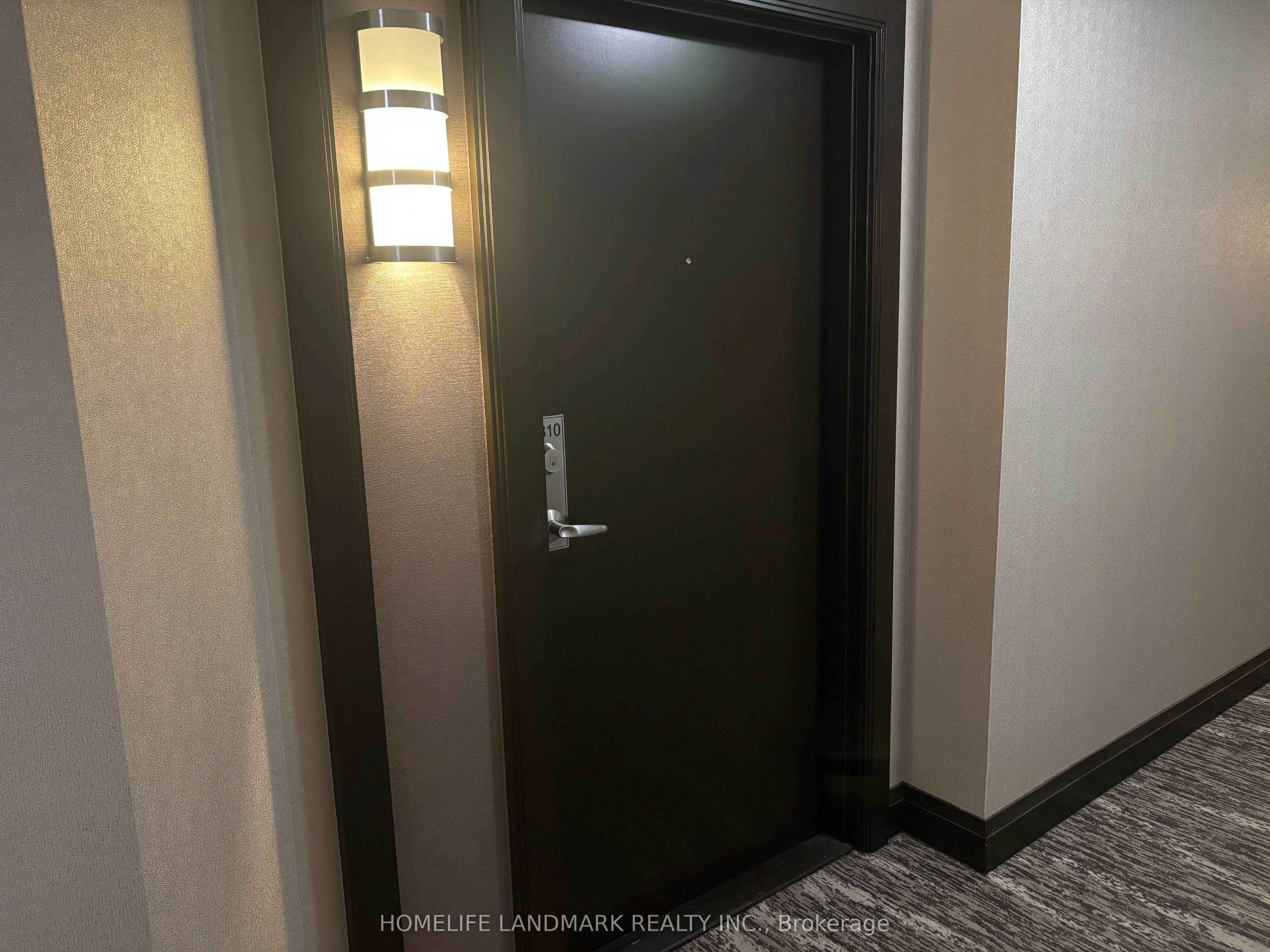 35 Finch Avenue E 1810, Toronto C14, ON M2N 4P9