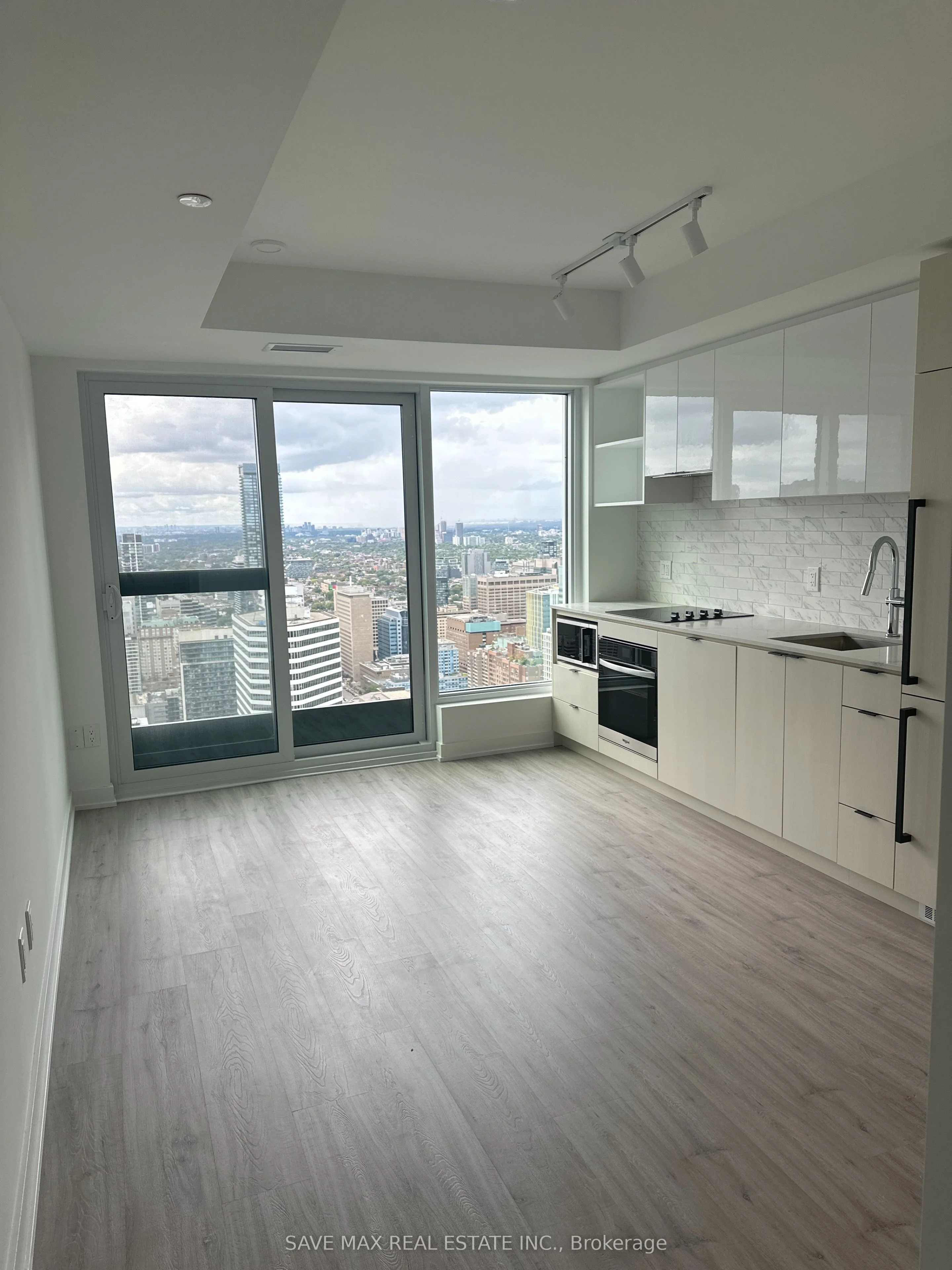 252 Church Street LPH02, Toronto C08, ON M5B 0E6