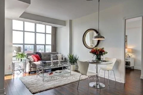 438 Richmond Street W 1402, Toronto C01, ON M5V 3S6