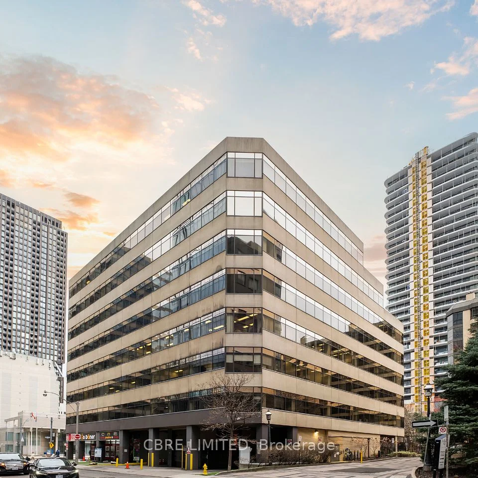 250 Dundas Street W 605, Toronto C01, ON M5T 2Z5