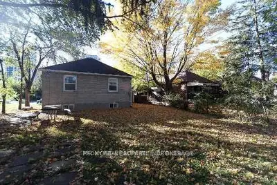 Detached in Toronto