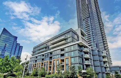Co-op Apartment in Toronto