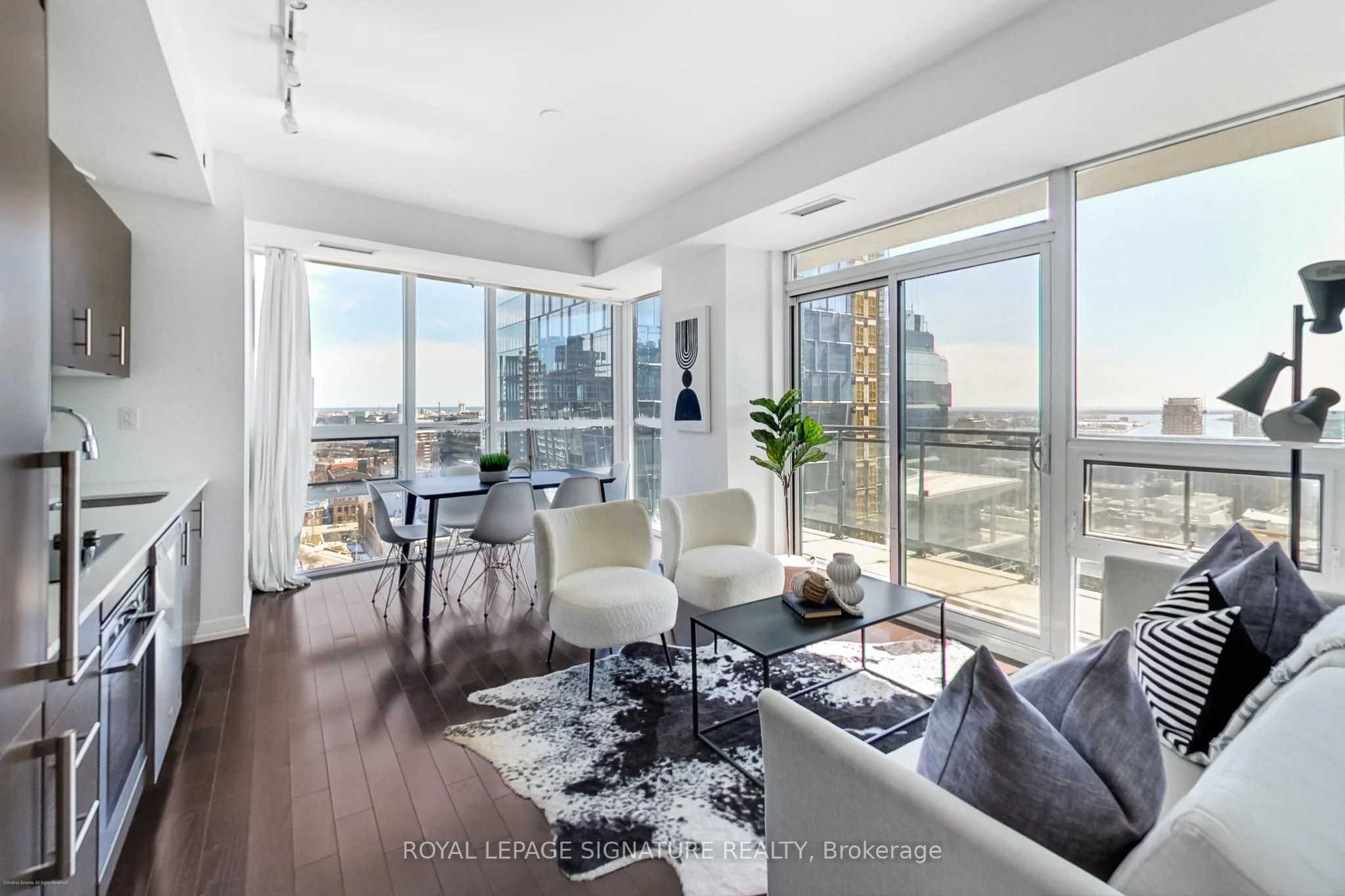 460 Adelaide Street E 1811, Toronto C08, ON M5A 0E7