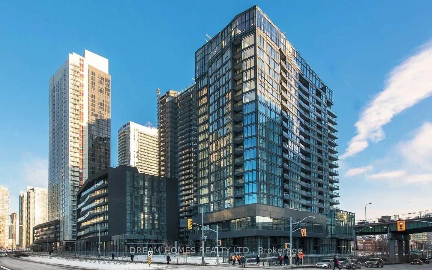 80 Queens Wharf Road 2102, Toronto C01, ON M5V 0J3