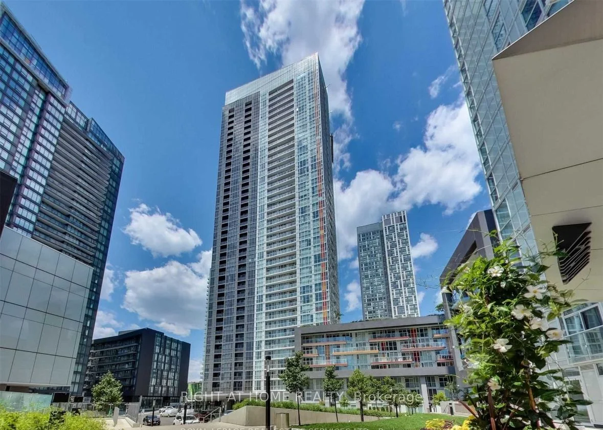85 Queens Wharf Road 1506, Toronto C01, ON M5V 0J9